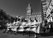 Marcha de maestros, ayer, frente a la Torre Ejecutiva. Foto: Federico Gutiérrez