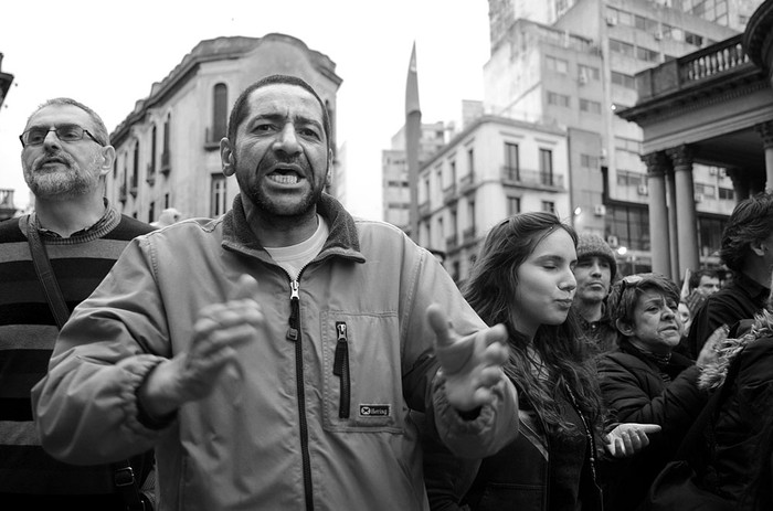 Concentración contra los procesamientos, el lunes, frente al juzgado de Bartolomé Mitre. Foto: Pablo Vignali