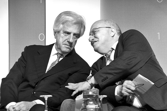 Tabaré Vázquez y Jose Clastornilk, ayer, en el aniversario de la Agencia de Gobierno electrónico y Sociedad de la Información y del Conocimiento. Foto: Federico Gutiérrez