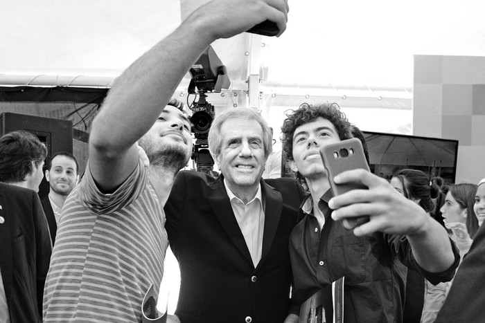 Tabaré Vázquez, luego del Consejo de Ministros abierto, ayer, en Trinidad, Flores. Foto: Vicente Manuel Tort, Presidencia