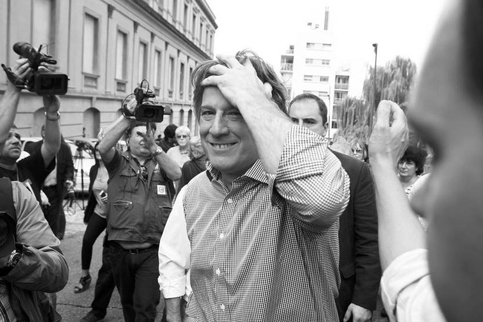 Fernando Lorenzo luego de comparecer en el Juzgado del Crimen Organizado. Foto: Iván Franco (archivo, abril de 2014)