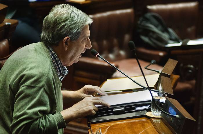 Eduardo Rubio, ayer, en la sesión de Diputados. · Foto: Juan Manuel Ramos