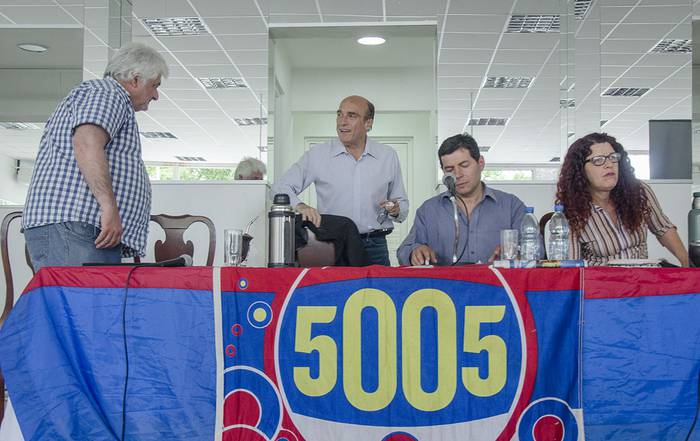 Genaro Rivero, Daniel Martínez, Eduardo Pereyra y Rosana Paredes, el sábado, en el Encuentro Nacional de la lista 5005. · Foto: Alessandro Maradei