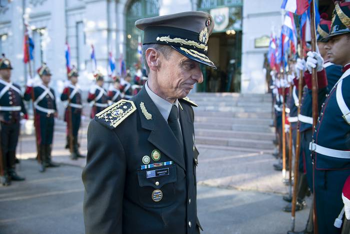 José González, en la ceremonia de toma en posesión del cargo como Comandante en Jefe del Ejército. · Foto: Santiago Mazzarovich