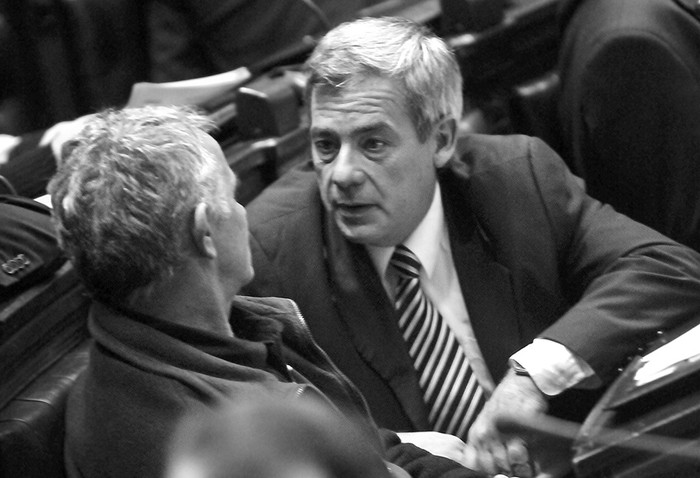 Jorge Pozzi y Horacio Yanes, en la cámara de diputados. (archivo, junio de 2011) · Foto: Javier Calvelo