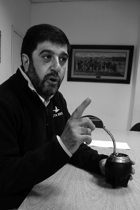 Fernando Pereira, coordinador y secretario de Finanzas del PIT-CNT, durante la entrevista con la diaria. / Foto: Pablo Nogueira