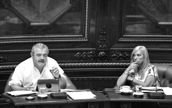 Jorge Larrañaga y Beatriz Argimón, ayer, en el Senado. Foto: Federico Gutiérrez