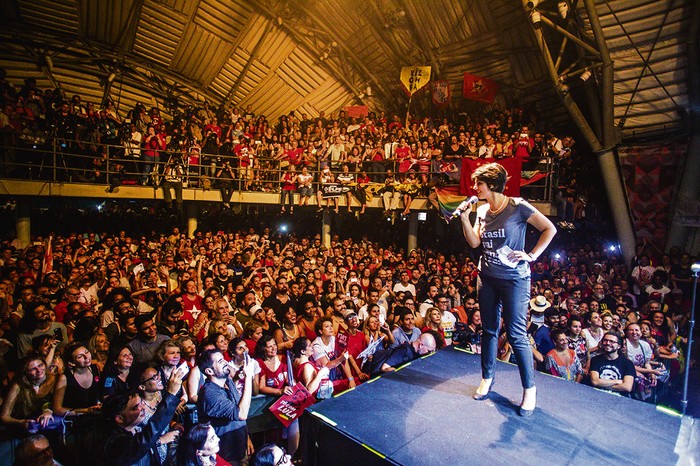 Manuela d’Ávila en un acto en defensa de la democracia y la justicia, el 2 de abril en Río de Janeiro. Foto: Mídia Ninja