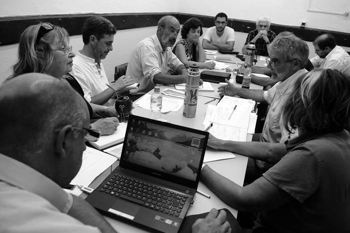 Reunión del Comité Ejecutivo del Partido Comunista del Uruguay (PCU), ayer de tarde. · Foto: Nicolás Celaya