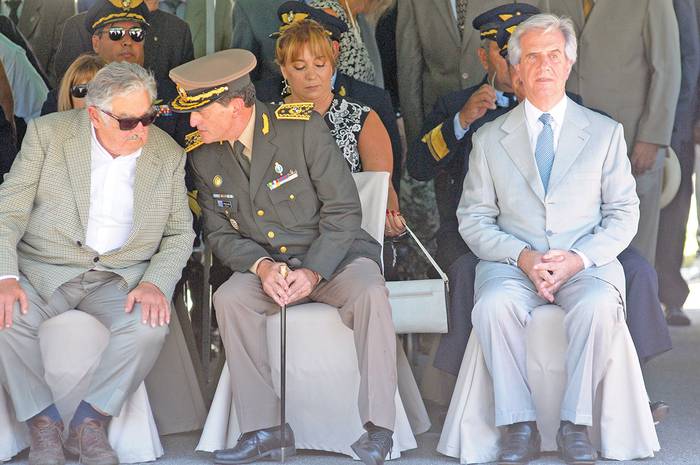 José Mujica, Guido Manini Ríos y Tabaré Vázquez (archivo, febrero de 2015). · Foto: Sandro Pereyra