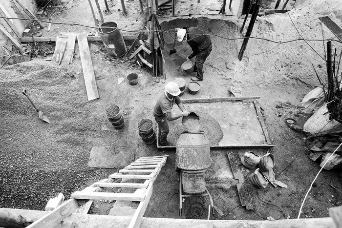Construcción de vivienda en Montevideo. Foto: Pedro Rincón (archivo, julio de 2014)