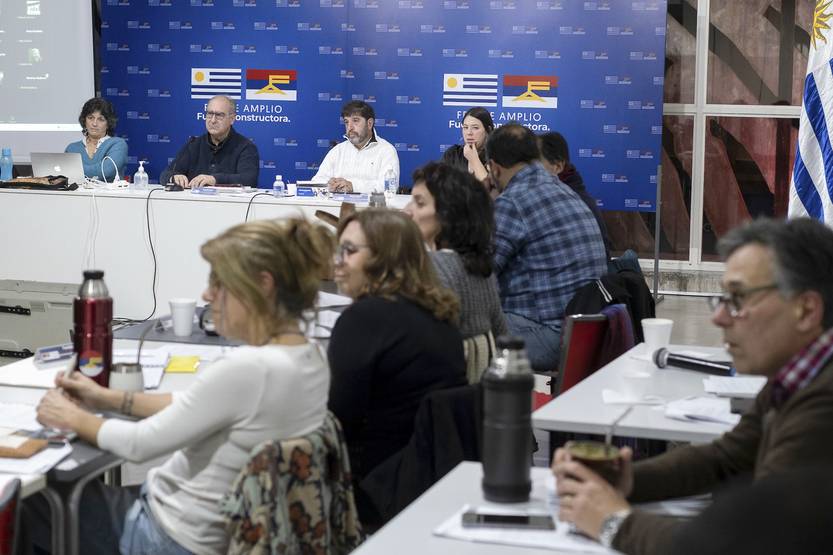 20221223 P4 FA MESA POLITICA