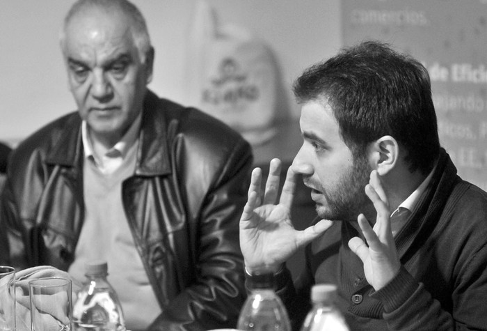 Sergio Reyes y Gonzalo Civila, ayer, en el Instituto Nacional del Cooperativismo. Foto: Federico Gutiérrez
