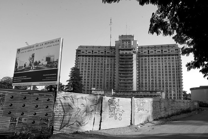 Hospital de Clínicas. Foto: Mauricio Kühne (archivo, abril de 2015)