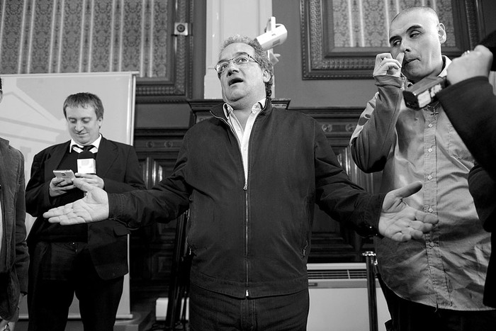 José Carlos Cardoso, en rueda de prensa, luego de participar en la Comisión Investigadora de ANCAP,
ayer, en el Palacio Legislativo. Foto: Santiago Mazzarovich