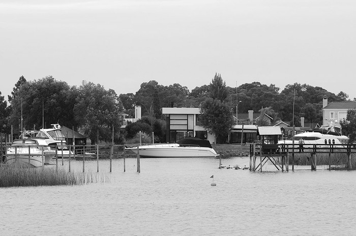 Río Santa Lucía en Santiago Vázquez. Foto: Sandro Pereyra (archivo, marzo de 2015)