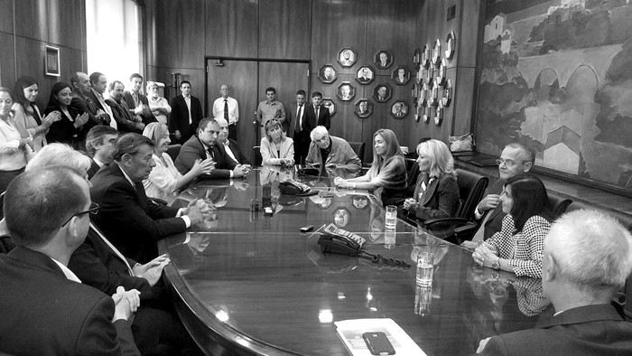 Acto de asunción del nuevo directorio de ANCAP, ayer. Foto: Miem, s/d de Autor