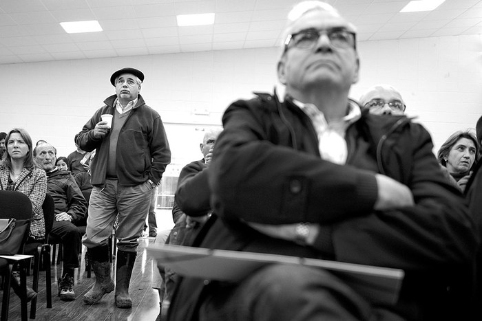 Tabaré Aguerre y Enzo Benech, el viernes, en Paso Severino, Florida. Foto: Santiago Mazzarovich