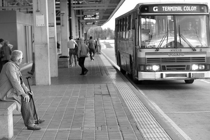 Coche de COETC en el corredor Garzón (archivo, febrero de 2014) · Foto: Santiago Mazzarovich