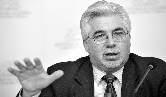 Tabaré Aguerre, ministro de Ganadería, Agricultura y Pesca, en conferencia de prensa, ayer, en la sede del ministerio. Foto: Fedrico Gutiérrez