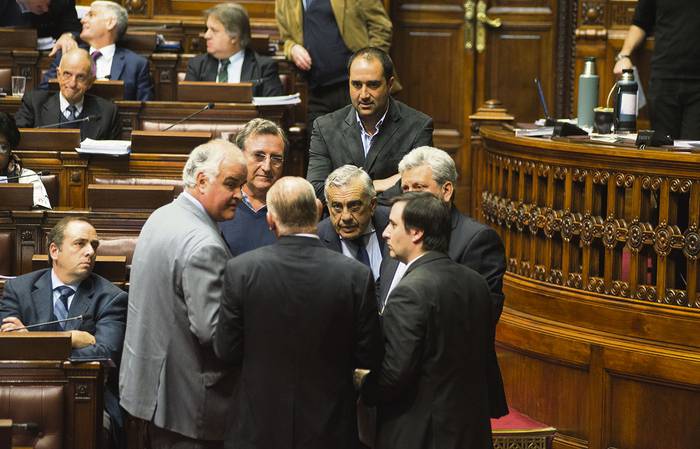 Sesión de la Cámara de Diputados, ayer, durante el tratamiento de la Rendición de Cuentas. · Foto: Andrés Cuenca