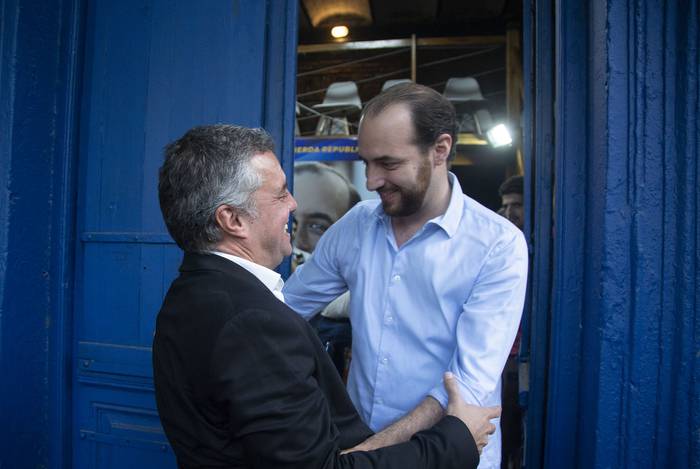 Álvaro Villar y Fernando Amado, ayer, antes de la reunión. · Foto: .