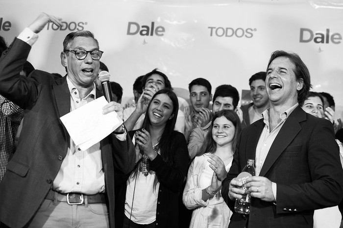 Carlos Enciso y Luis Lacalle Pou, ayer, en el lanzamiento del movimiento Dale. Foto: Juan Manuel Ramos
