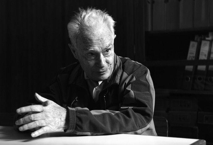 José Ignacio González Faus durante la entrevista con la diaria. (archivo, octubre de 2012) · Foto: Pedro Rincón