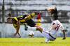 Stefany Suárez, de Peñarol, Giovanna Yun, de Nacional, en el parque Luis Méndez Piana. · Foto: Fernando Morán Stefany Suárez, de Peñarol, Giovanna Yun, de Nacional, en el parque Luis Méndez Piana. · Foto: Fernando Morán