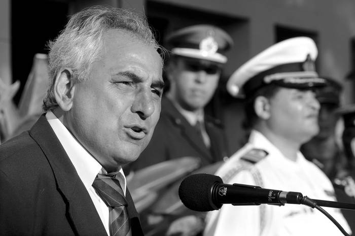 Luis Rosadilla, durante su discurso en el acto en que asumió como ministro de Defensa · Foto: Sandro Pereyra