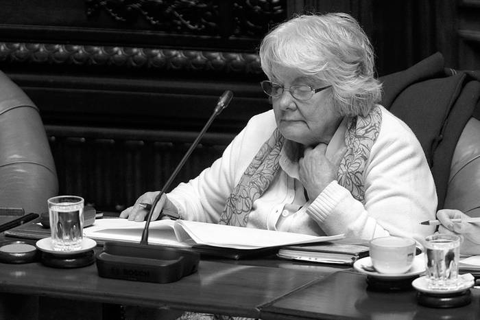 Lucía Topolansky, el miércoles, en la sesión del Senado. Foto: Iván Franco