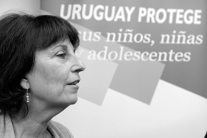 Marisa Lindner durante la conferencia de prensa en el INAU. Foto: Santiago Mazzarovich (archivo, mayo de 2015)