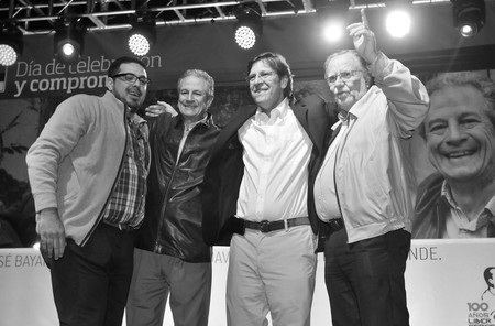 Alejandro Sánchez, Roberto Conde, Javier Miranda y José Bayardi, en la plaza Seregni. / Foto: Federico Gutiérrez (archivo, marzo de 2016) Alejandro Sánchez, Roberto Conde, Javier Miranda y José Bayardi, en la plaza Seregni. / Foto: Federico Gutiérrez (archivo, marzo de 2016)