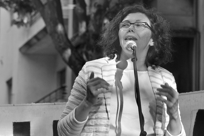 Ana Laura Montesdeoca, ayer, durante el acto de los trabajadores de la Dirección Nacional de Cultura. Foto: Federico Gutiérrez