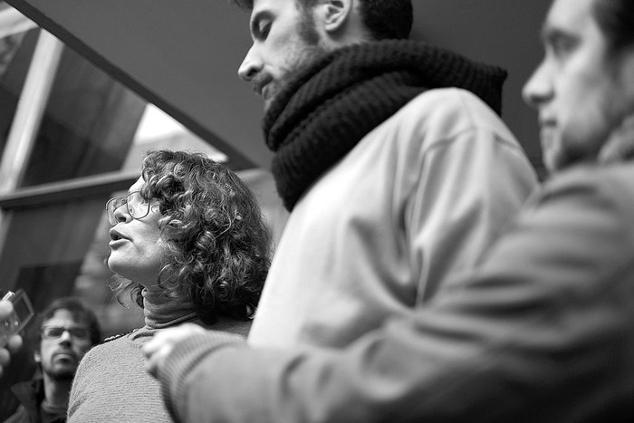 María Laura Prigue (i) y William Martínez, ayer, durante la conferencia de prensa de funcionarios de la División Cultura del Ministerio de Educación y Cultura. Foto: Pablo Vignali