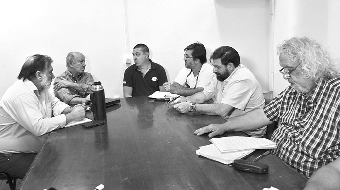Reunión por el conflicto en la industria láctea, ayer, en la Dirección Nacional de Trabajo. Foto: Federico Gutiérrez