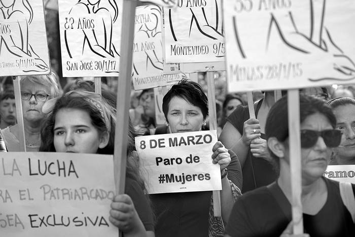 Marcha por el el Día Internacional de la Mujer. Foto: Andrés Cuenca (archivo, marzo de 2017)