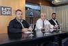 Jorge Setelich y Victor Rossi, en conferencia de prensa, ayer, en el Ministerio de Transporte y Obras Públicas. Jorge Setelich y Victor Rossi, en conferencia de prensa, ayer, en el Ministerio de Transporte y Obras Públicas.