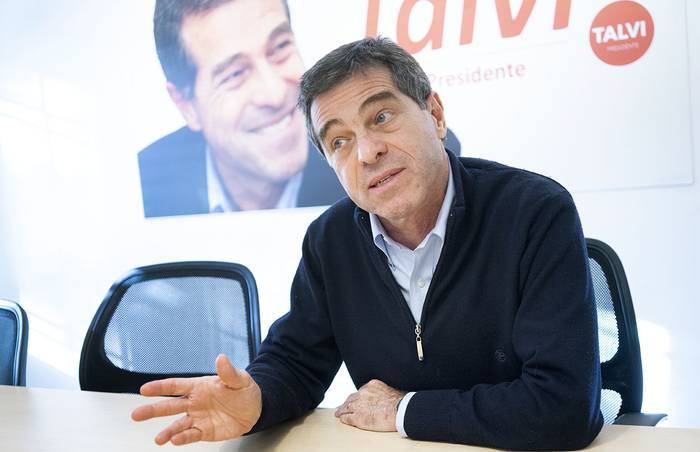 Ernesto Talvi en la sede de Ciudadanos, en Pocitos. · Foto: Mariana Greif