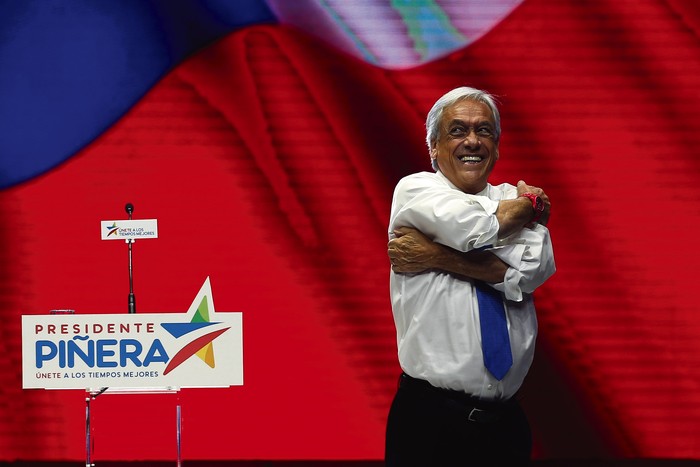 El candidato presidencial chileno Sebastian Piñera, durante su acto de cierre de campaña, el jueves. Foto: Pablo Vera, Afp
