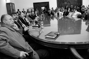 Mercado Modelo y democratización de la información, ayer, en la intendencia municipal de Montevideo. Mercado Modelo y democratización de la información, ayer, en la intendencia municipal de Montevideo.
