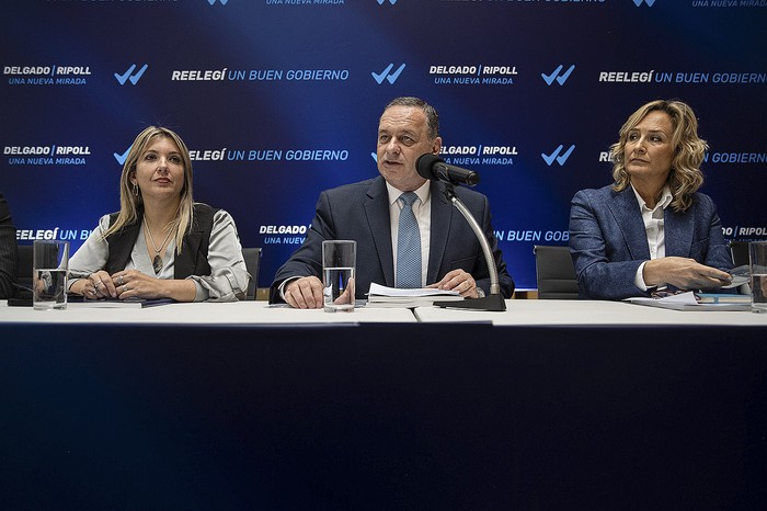 Valeria Ripoll, Álvaro Delgado y Laura Raffo. · Foto: Mara Quintero