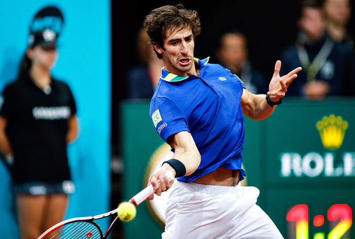 Pablo Cuevas durante el partido frente a Alexander Zverev, ayer en el Madrid Open. Foto: Óscar del Pozo, Afp