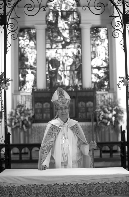 El nuevo obispo de la Iglesia Anglicana Michele Pollesel, en el Templo Inglés. · Foto: Pedro Rincón El nuevo obispo de la Iglesia Anglicana Michele Pollesel, en el Templo Inglés. · Foto: Pedro Rincón
