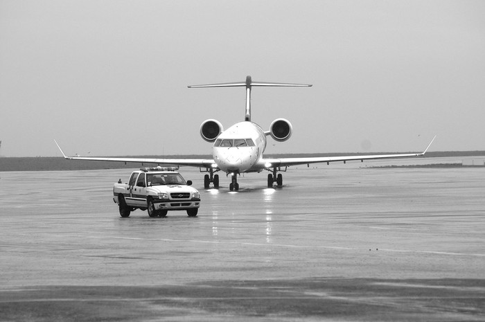 Avión Bombardier CRJ900 NextGen, de la ex Pluna. Foto: Nicolás Celaya (archivo, setiembre de 2010