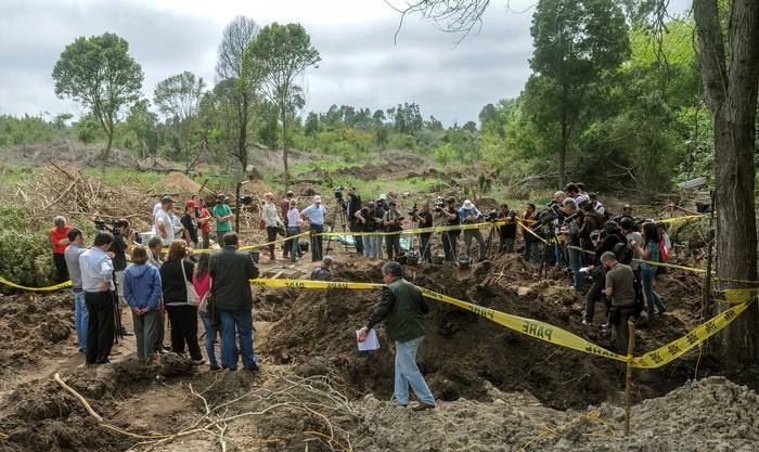 Excavaciones en el Batallón 14 (archivo, octubre de 2011).
 · Foto: Sandro Pereyra