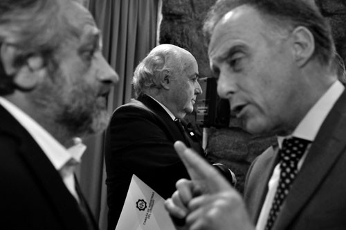 Francisco Beltrame, Javier Carrau y Fernando Calloia, durante el lanzamiento oficial del sitio de disposición final de residuos sólidos, ayer, en la Cámara de Industrias del Uruguay. / foto: Javier Calvelo