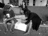 Preparación de la marcha en rechazo al asesinato de Yenny Chico y contra la violencia de género, ayer en Colonia. Foto: Pamela Paglieta Preparación de la marcha en rechazo al asesinato de Yenny Chico y contra la violencia de género, ayer en Colonia. Foto: Pamela Paglieta