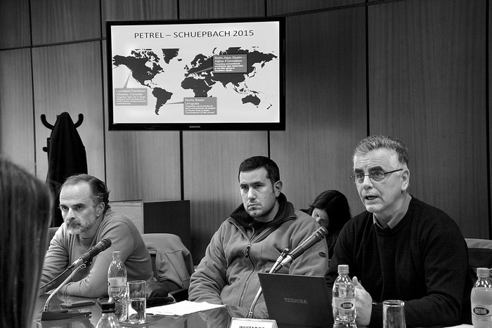 Javier Dalmas, Ignacio Sarli y Raúl Viñas, ayer, en la Comisión de Industria,
Energía y Minería de Diputados. Foto: Virginia Martínez Díaz