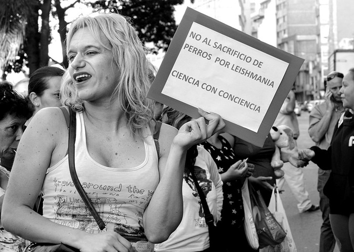 Concentración contra los sacrificios por leishmaniasis. Foto: Alessandro Maradei (archivo, enero de 2016)